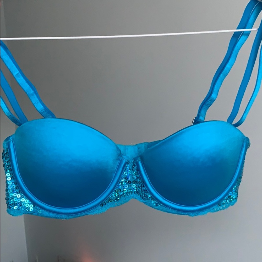 Victoria’s Secret PINK Blue Multi-Way Push-up Bra